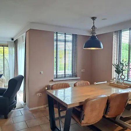 Holiday home Present - Vakantiewoning *