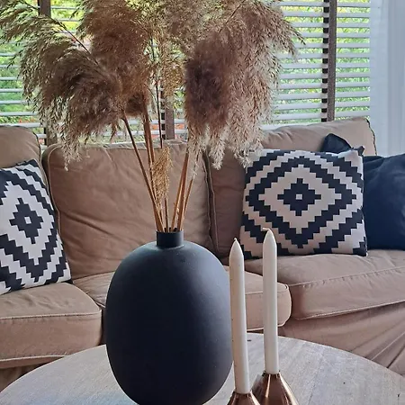 Present - Vakantiewoning Holiday home